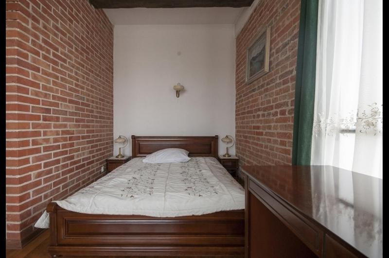 Ostrowiec Świętokrzyski Hotel Restauracja Pod Parowozem מראה חיצוני תמונה